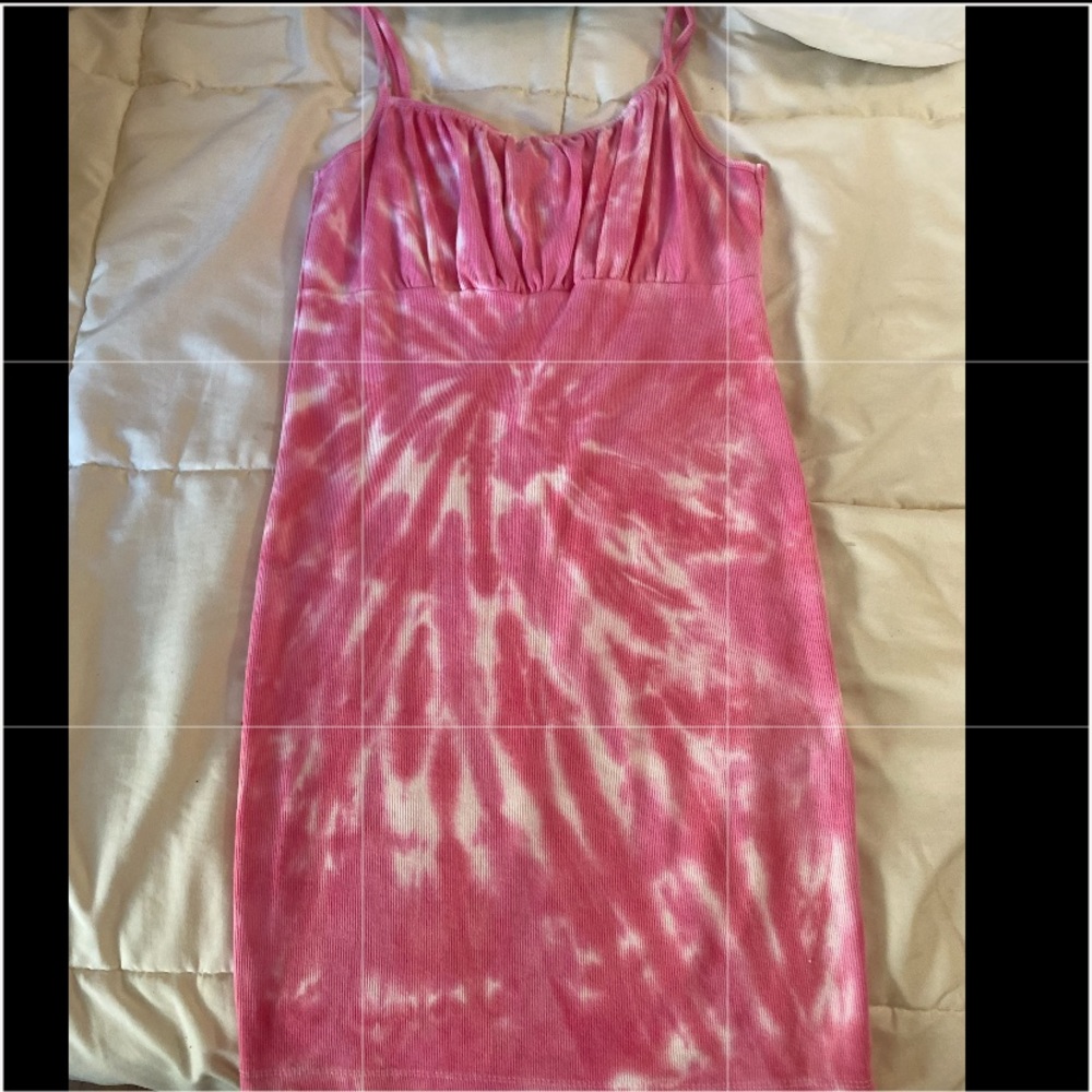 Body con tie dye dress